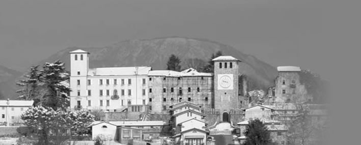 Il castello di Colloredo di Monte Albano ricostruito dopo il terremoto del 1976